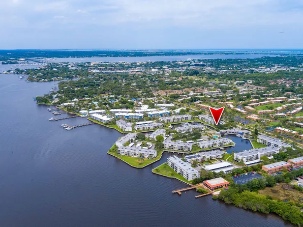 1950 SW Palm City Road #5-102, Stuart, FL 34994