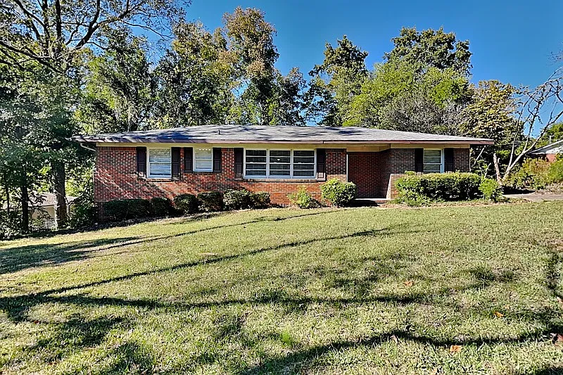 389 Sunbrook Ave