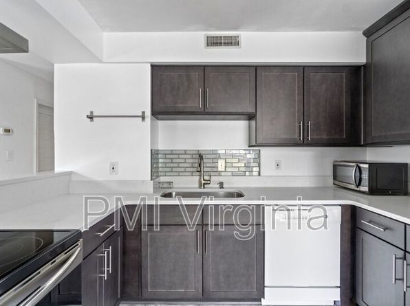 1301 Hampton Blvd APT 102