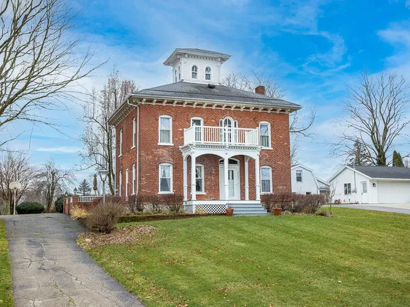 3951 Woerner Rd, Manitou Beach, MI 49253