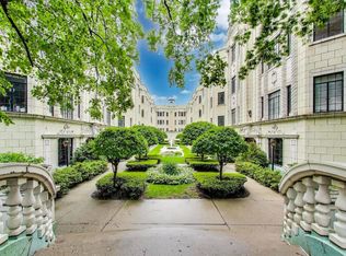 7350 N Ridge Blvd APT 21B, Chicago, IL 60645