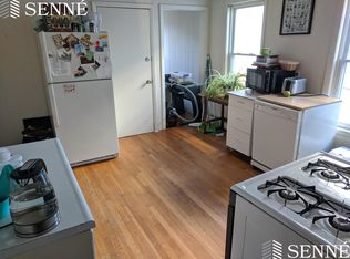 16-18 Bristol St #2, Cambridge, MA 02141