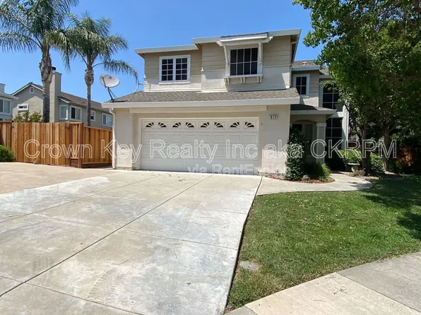 673 Nacomis Ct, Tracy, CA 95304