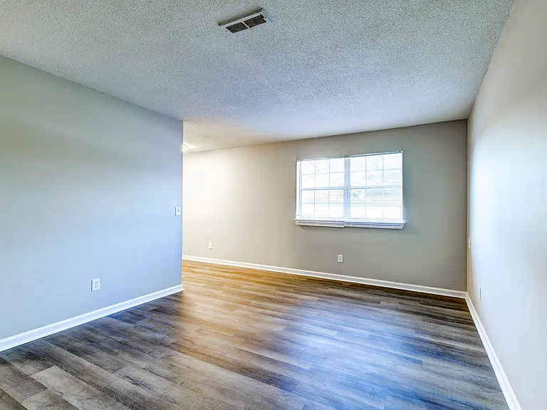 Residences at Cooper Bend — Photo 12