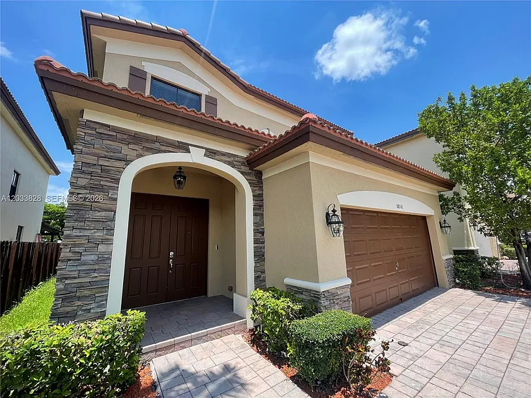 8858 NW 101st Pl — Photo 3