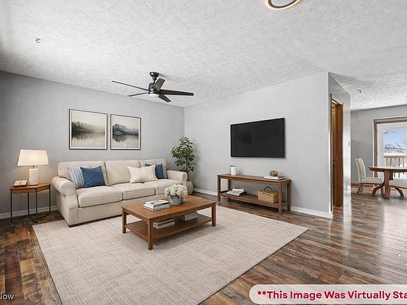 4th image of 552 Hudson Ave