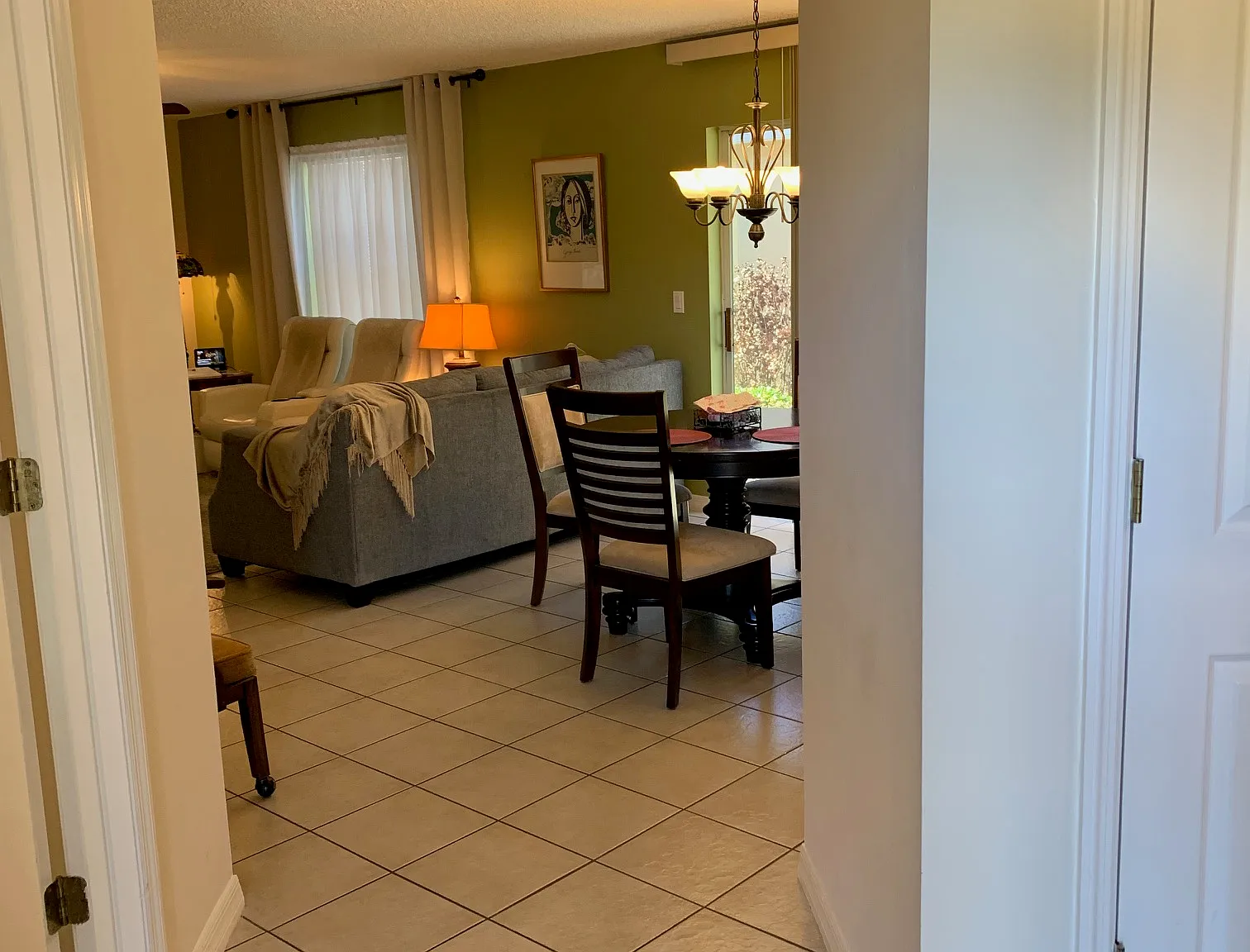 2 bed, 1281 sqft, $2,800 — Photo 3
