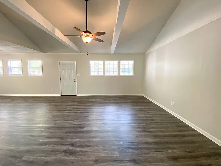 4152 Rhodes Ave — Photo 19