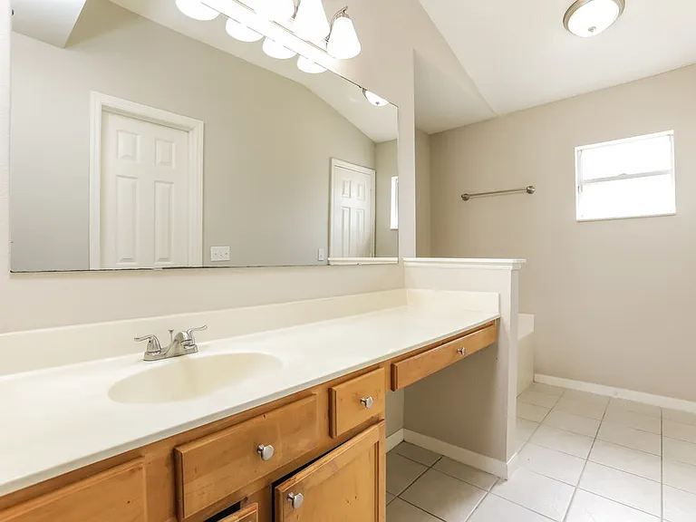 472 Dominish Estates Dr — Photo 9