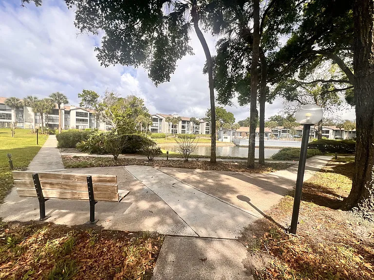 17 Escondido Cir #1-239 — Photo 25