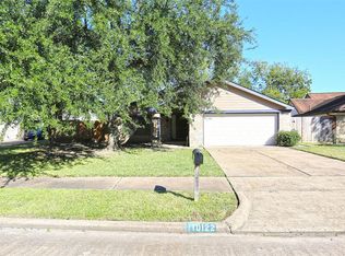 10122 Chiselhurst Way, Houston, TX 77065