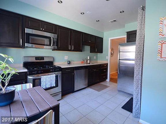 3rd image of 3810 Steppes Ct #A