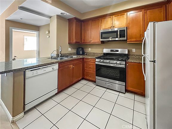 4th image of 360 W Avenue 26