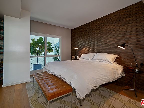 4th image of 1705 Ocean Ave #407
