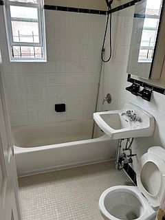 2nd image of 15119 34th Ave APT 4C
