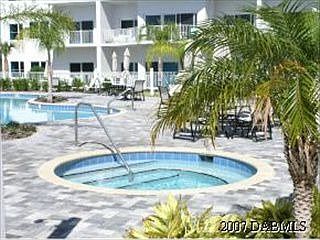5th image of 2 Oceans West Blvd APT 902