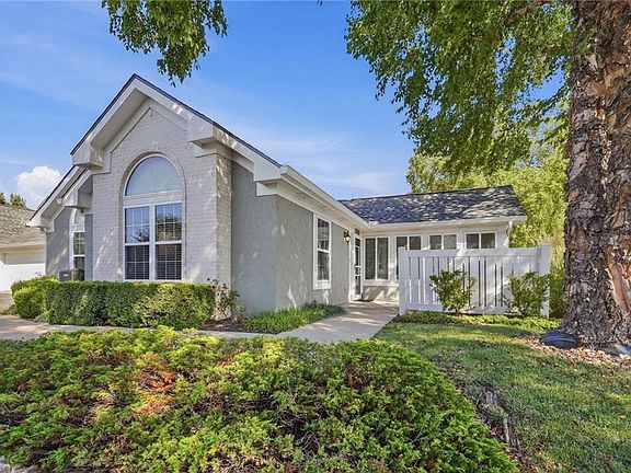 3rd image of 7104 Hedge Lane Ter