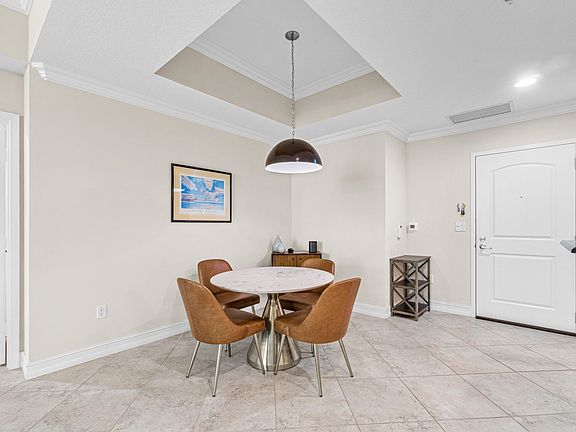 5th image of 701 S Olive Ave APT 713