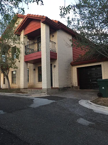 611 Prada Machin Dr Photo 1