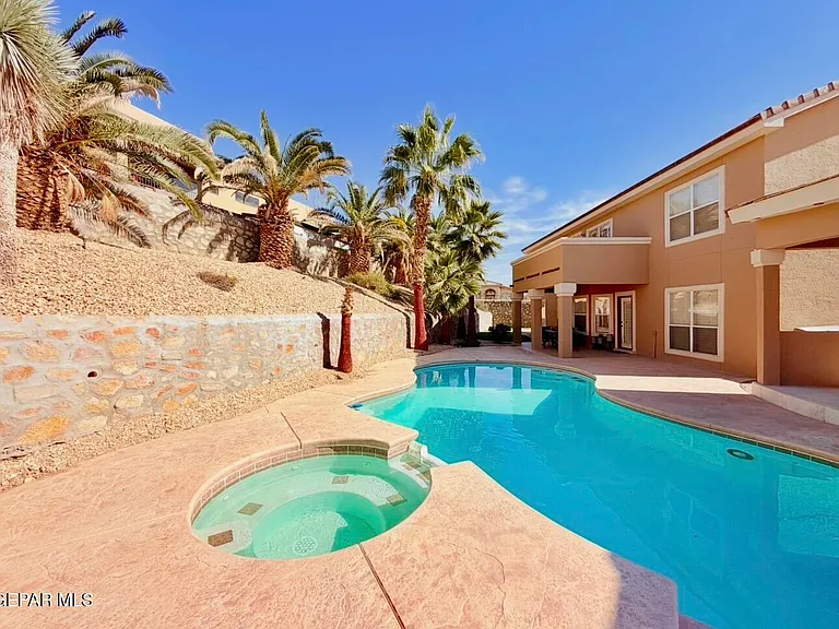 12267 Bronco Buster Ln — Photo 25