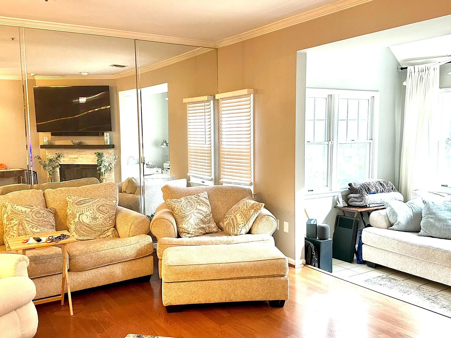 2 bed, 1285 sqft, $2,950 — Photo 3