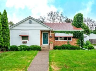 1687 Cottage Ave E, Saint Paul, MN 55106