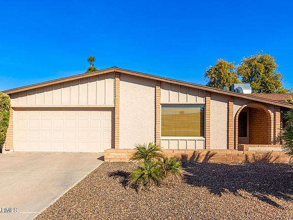 3rd image of 6102 W CHOLLA Street