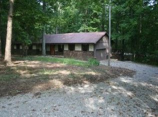 549 Yellow Cliff Estate Rd, Jamestown, TN 38556