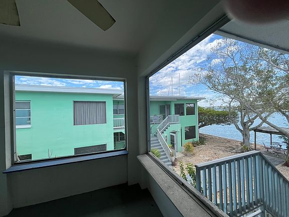 5th image of 2301 Bay Blvd APT 2