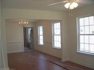 83 Warren St, Hampton, VA 23663