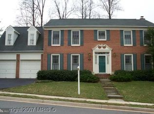 13225 Shady Ridge Ln, Fairfax, VA 22033