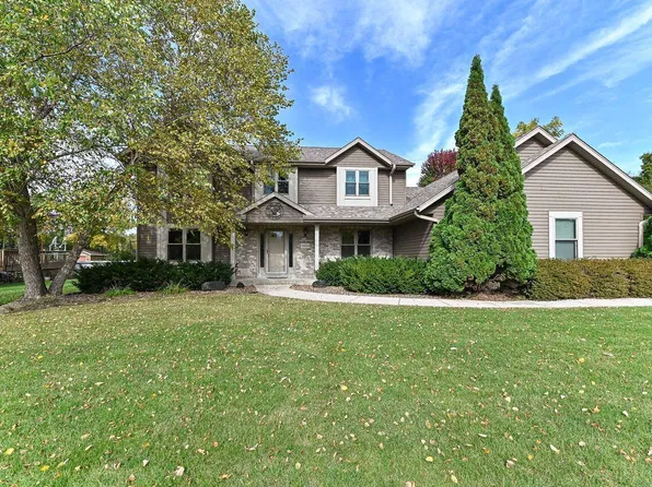 26604 Richard DRIVE, Waterford, WI 53185