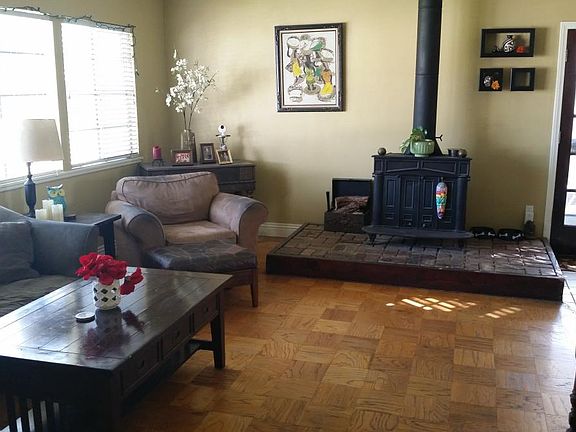 2nd image of 15059 Barwood Dr