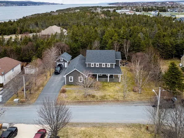 19 Heneys Pond Road, Bay Roberts, NL A0A1G0