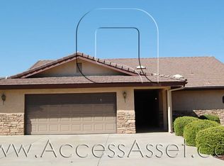 23006 Blue Bird Dr, Canyon Lake, CA 92587