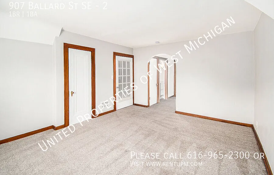 Available Now! | 1 Bedroom 1 Bath Upper Level Apartment in the South East End Neighborhood of Gra... — Photo 2
