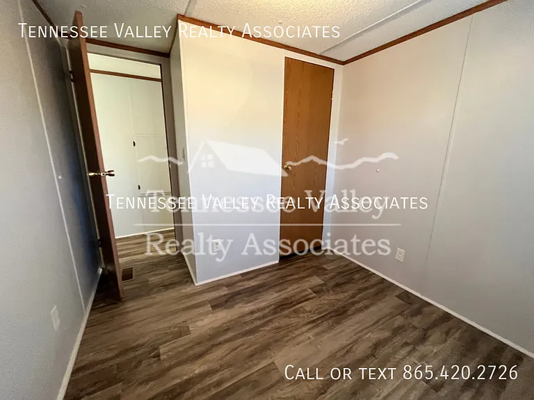 2248 Knoxville Hwy #3 — Photo 10