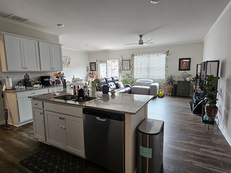 2695 Poppy Ct — Photo 7