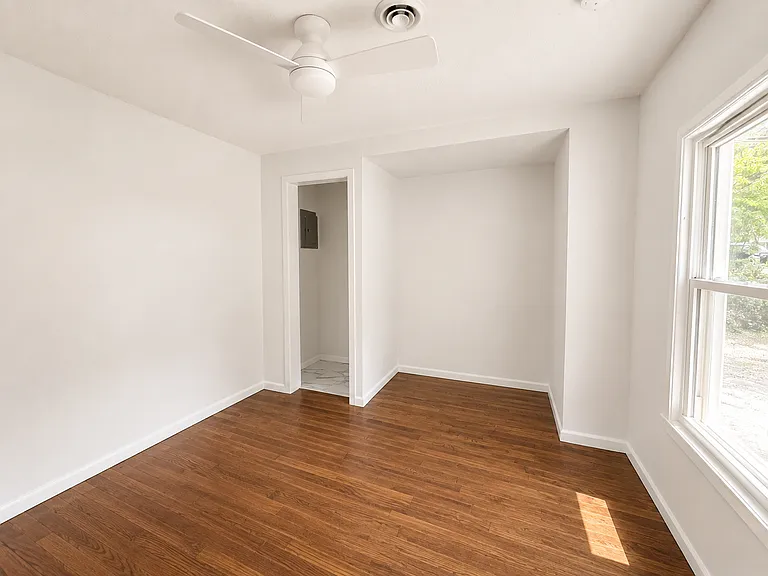 1831 S 13th St — Photo 17