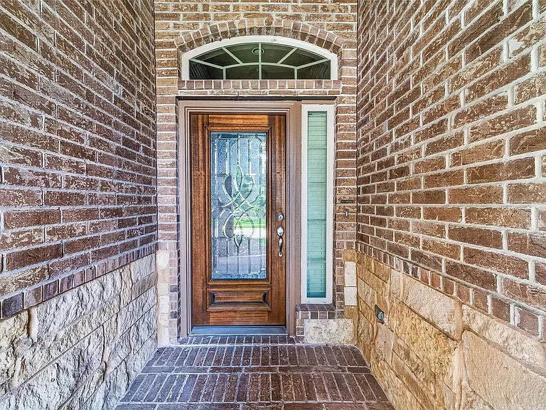 111 Pheasant Run Dr — Photo 5