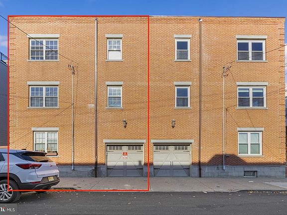 3rd image of 842 N 19th St Unit B