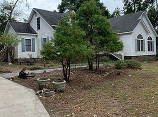 5125 Webb St, Morehead City, NC 28557