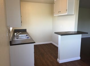 719 N Washington Pl APT 3, Long Beach, CA 90813
