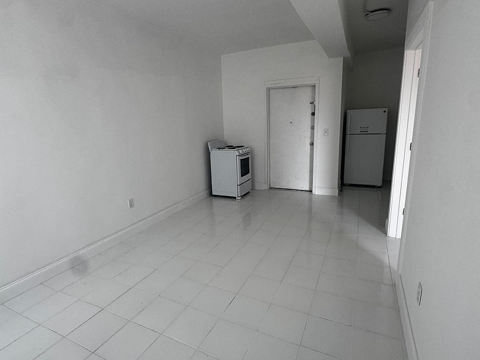 1st image of 1456 Washington Ave Unit 1