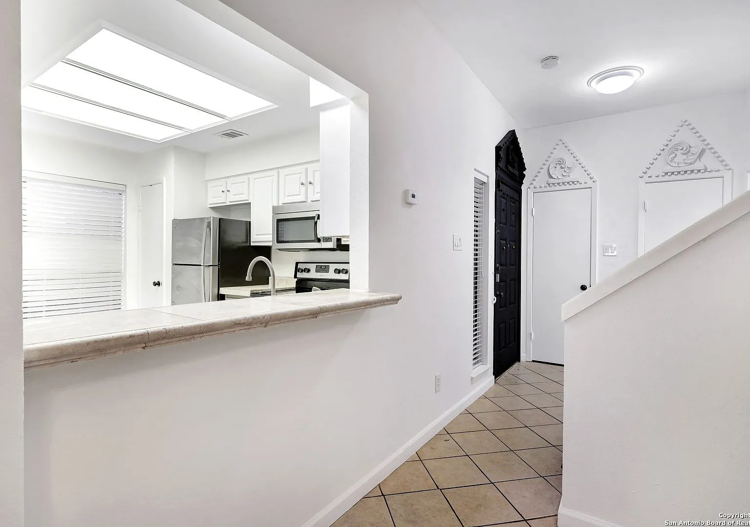 829 W Bitters Rd — Photo 4