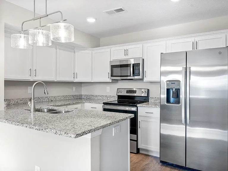 1000 Henry Place Blvd #603 — Photo 9