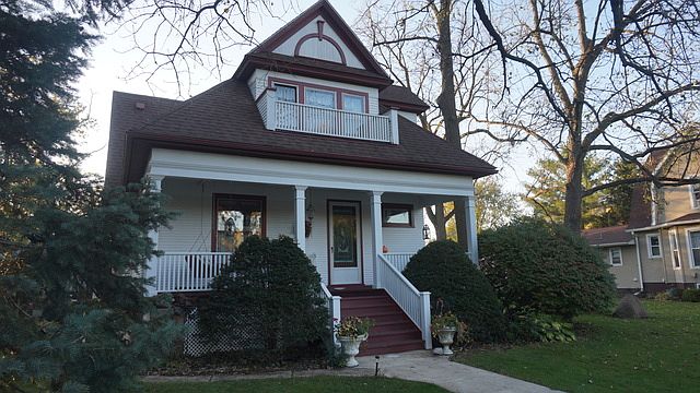 1st image of 303 N Meadow St
