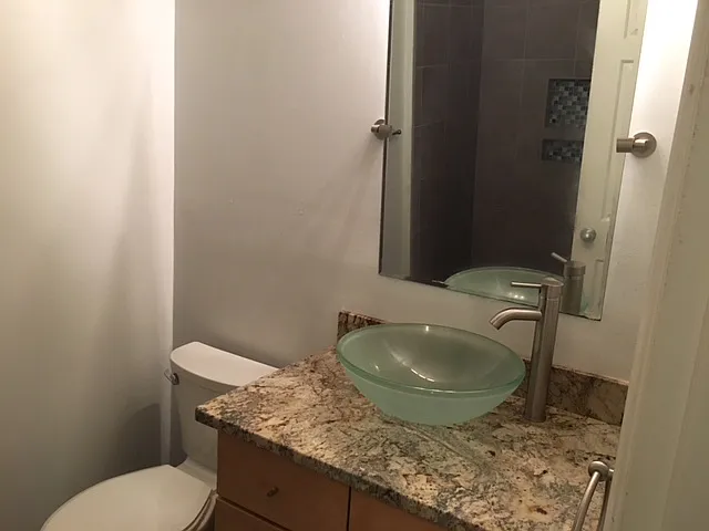 2nd Full Bathroom
