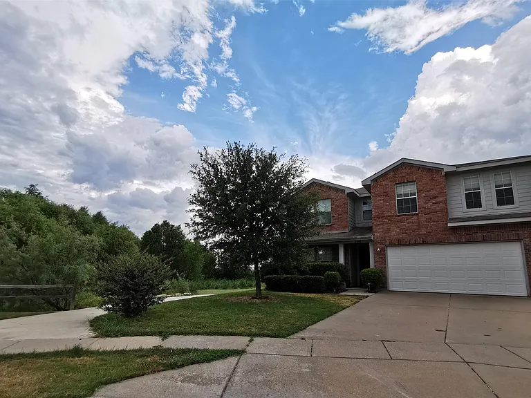 4344 Silverwood Trl — Photo 1