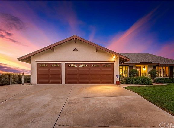 2nd image of 7365 Lippizan Dr